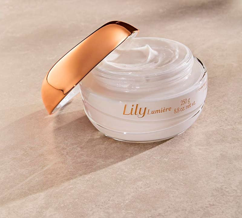 Lily lumière crème satinée hydratante 250g